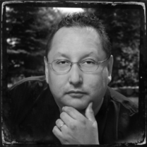 Mark's headshot