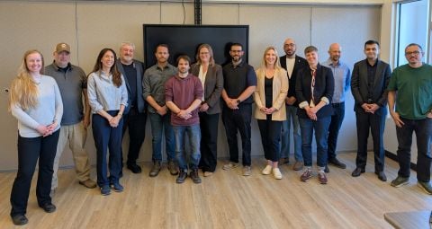 Les personnes qui participeront au Web Summit Vancouver se sont réunies pour parler stratégie et priorités. Photo : Gouvernement du Yukon 