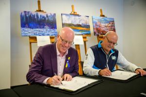 The Yukon and Northwest Territories sign Bilateral Water Management agreements