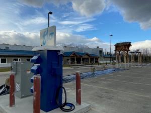 New fast-charging station for electric vehicles installed at the Da Kų Culture Centre in Haines Junction. (Photo credit: Champagne and Aishihik First Nations)